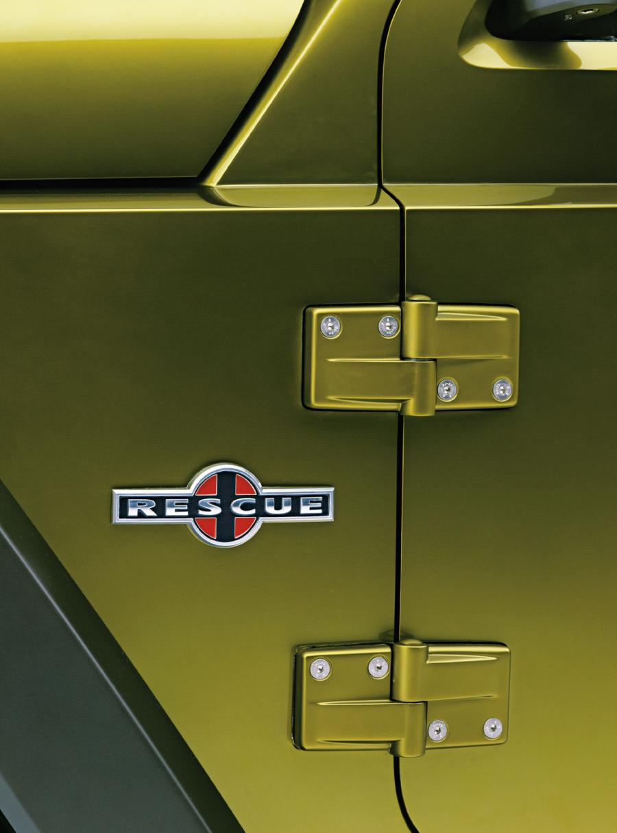  Jeep Rescue Concept 2004 года  (фото 19 из 61)